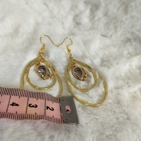 Gold Water Drop With. Clear Zirconia Tulip shape Pendant - Picture 6 of 7